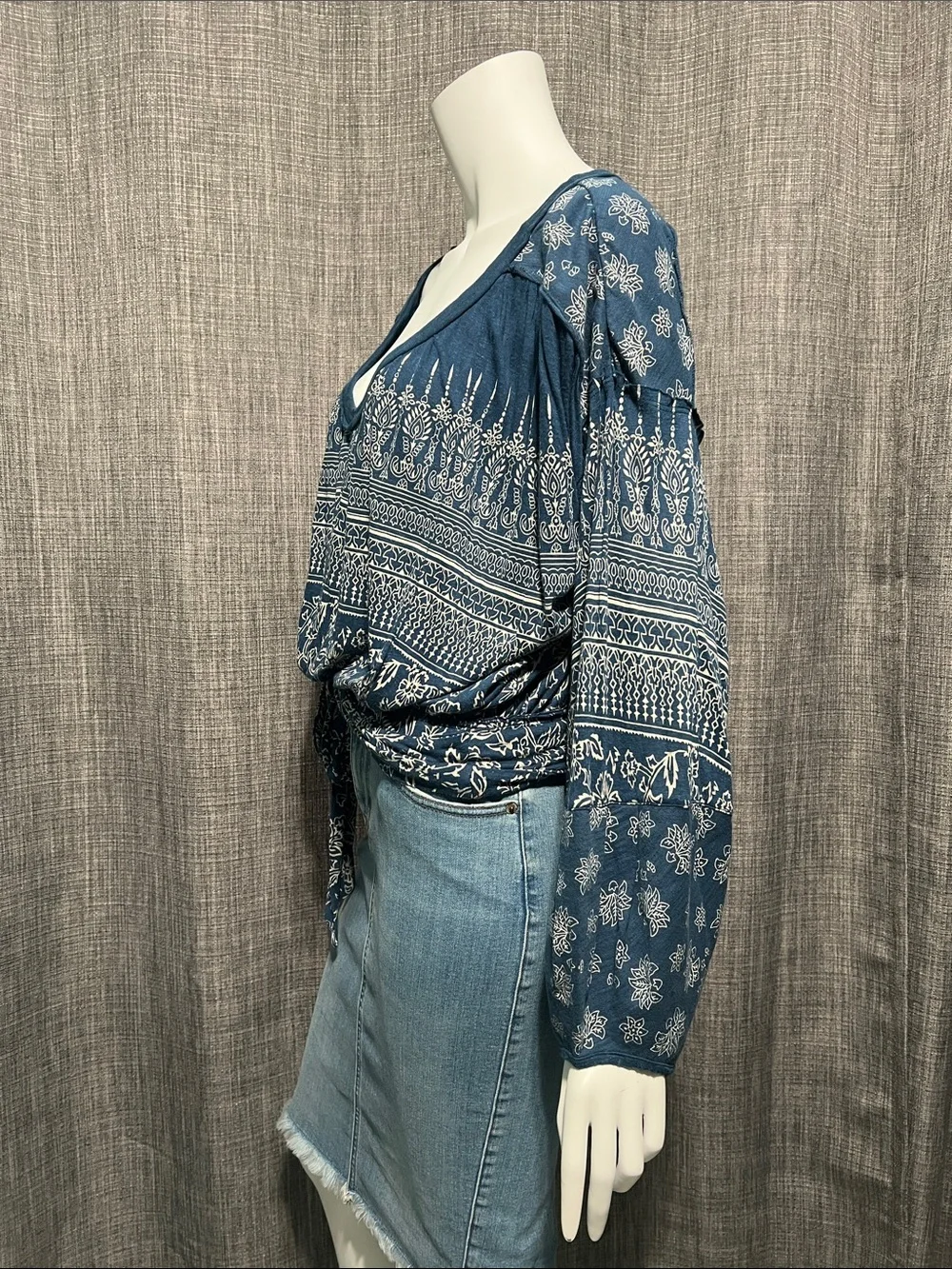 Free People Printed Blue Warrior Long Sleeve Open Back Top NWT XS